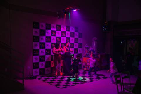 Smash the cake volta redonda barra mansa Fotografia Fotografo Festa Infantil 1 ano 1 aninho mamae papai ensaio aniversario  tictac festa salao'