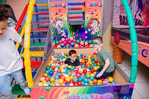 Smash the cake volta redonda barra mansa Fotografia Fotografo Festa Infantil 1 ano 1 aninho mamae papai ensaio aniversario  tictac festa salao'