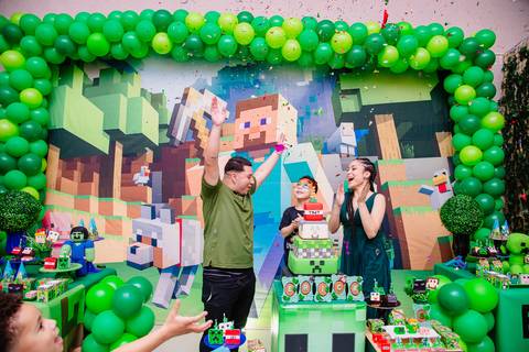 Smash the cake volta redonda barra mansa Fotografia Fotografo Festa Infantil 1 ano 1 aninho mamae papai ensaio aniversario  tictac festa salao'