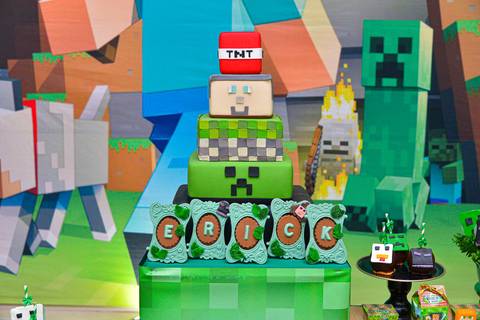 Smash the cake volta redonda barra mansa Fotografia Fotografo Festa Infantil 1 ano 1 aninho mamae papai ensaio aniversario  tictac festa salao'