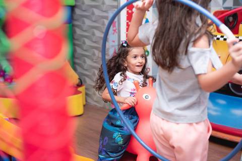 Smash the cake volta redonda barra mansa Fotografia Fotografo Festa Infantil 1 ano 1 aninho mamae papai ensaio aniversario  caramelada festa salao'