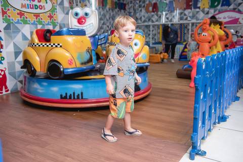 Smash the cake volta redonda barra mansa Fotografia Fotografo Festa Infantil 1 ano 1 aninho mamae papai ensaio aniversario  caramelada festa salao'