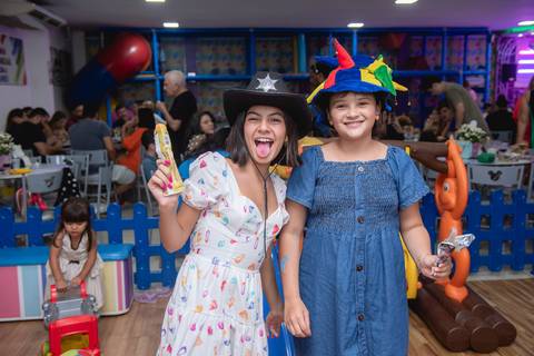 Smash the cake volta redonda barra mansa Fotografia Fotografo Festa Infantil 1 ano 1 aninho mamae papai ensaio aniversario  caramelada festa salao'