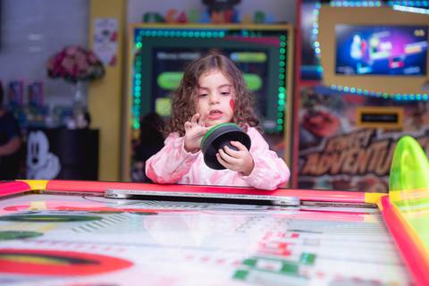 Smash the cake volta redonda barra mansa Fotografia Fotografo Festa Infantil 1 ano 1 aninho mamae papai ensaio aniversario  caramelada festa salao'