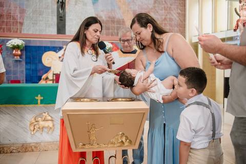 Smash the cake volta redonda barra mansa Fotografia Fotografo Festa Infantil 1 ano 1 aninho mamae papai ensaio aniversario  ensaio Igreja Matriz de São Sebastião festa salao'