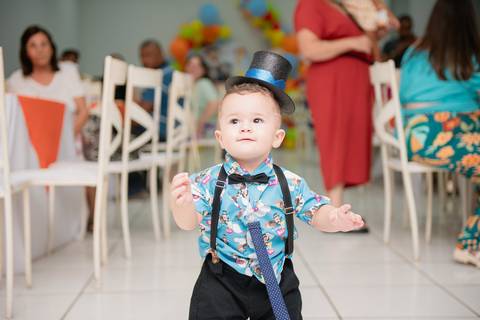 Smash the cake volta redonda barra mansa Fotografia Fotografo Festa Infantil 1 ano 1 aninho mamae papai ensaio aniversario  salao balao magico volta redonda festa salao'