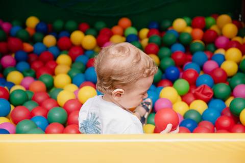 Smash the cake volta redonda barra mansa Fotografia Fotografo Festa Infantil 1 ano 1 aninho mamae papai ensaio aniversario  salao balao magico volta redonda festa salao'