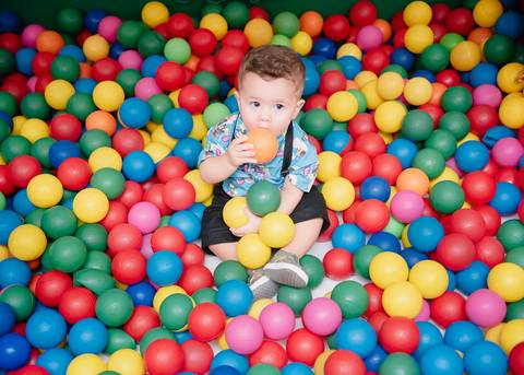 Smash the cake volta redonda barra mansa Fotografia Fotografo Festa Infantil 1 ano 1 aninho mamae papai ensaio aniversario  salao balao magico volta redonda festa salao'