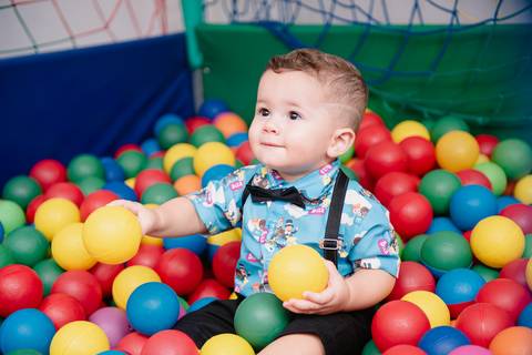 Smash the cake volta redonda barra mansa Fotografia Fotografo Festa Infantil 1 ano 1 aninho mamae papai ensaio aniversario  salao balao magico volta redonda festa salao'