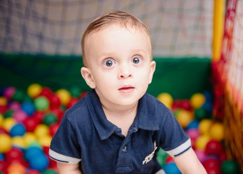 Smash the cake volta redonda barra mansa Fotografia Fotografo Festa Infantil 1 ano 1 aninho mamae papai ensaio aniversario  salao balao magico volta redonda festa salao'