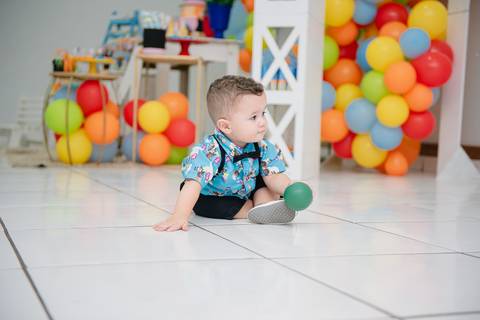 Smash the cake volta redonda barra mansa Fotografia Fotografo Festa Infantil 1 ano 1 aninho mamae papai ensaio aniversario  salao balao magico volta redonda festa salao'