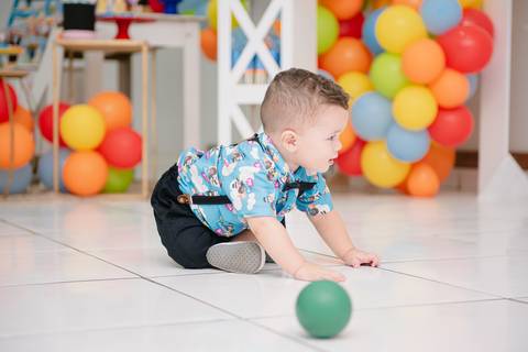 Smash the cake volta redonda barra mansa Fotografia Fotografo Festa Infantil 1 ano 1 aninho mamae papai ensaio aniversario  salao balao magico volta redonda festa salao'