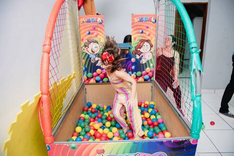 Smash the cake volta redonda barra mansa Fotografia Fotografo Festa Infantil 1 ano 1 aninho mamae papai ensaio aniversario  salao balao magico volta redonda festa salao'