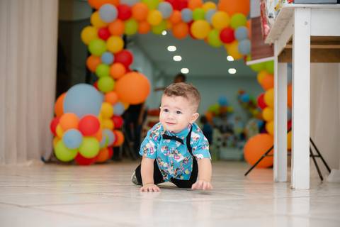 Smash the cake volta redonda barra mansa Fotografia Fotografo Festa Infantil 1 ano 1 aninho mamae papai ensaio aniversario  salao balao magico volta redonda festa salao'