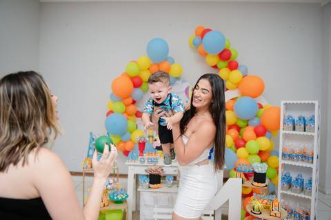 Smash the cake volta redonda barra mansa Fotografia Fotografo Festa Infantil 1 ano 1 aninho mamae papai ensaio aniversario  salao balao magico volta redonda festa salao'