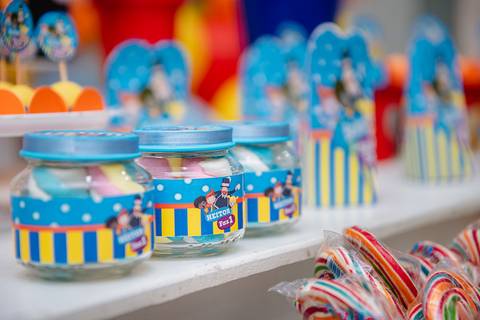 Smash the cake volta redonda barra mansa Fotografia Fotografo Festa Infantil 1 ano 1 aninho mamae papai ensaio aniversario  salao balao magico volta redonda festa salao'