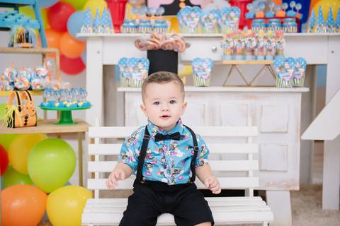 Smash the cake volta redonda barra mansa Fotografia Fotografo Festa Infantil 1 ano 1 aninho mamae papai ensaio aniversario  salao balao magico volta redonda festa salao'