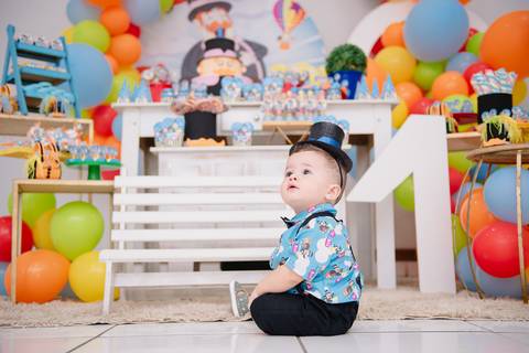 Smash the cake volta redonda barra mansa Fotografia Fotografo Festa Infantil 1 ano 1 aninho mamae papai ensaio aniversario  salao balao magico volta redonda festa salao'