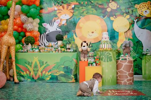 Smash the cake volta redonda barra mansa Fotografia Fotografo Festa Infantil 1 ano 1 aninho mamae papai ensaio aniversario  tictac festa salao, safari, leao, rio de janeiro'