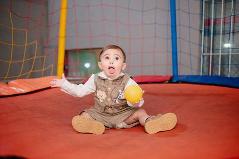Smash the cake volta redonda barra mansa Fotografia Fotografo Festa Infantil 1 ano 1 aninho mamae papai ensaio aniversario  tictac festa salao, safari, leao, rio de janeiro'