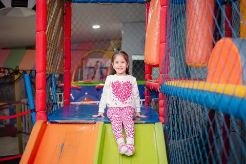 Smash the cake volta redonda barra mansa Fotografia Fotografo Festa Infantil 1 ano 1 aninho mamae papai ensaio aniversario  tictac festa salao, safari, leao, rio de janeiro'