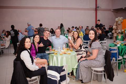 Smash the cake volta redonda barra mansa Fotografia Fotografo Festa Infantil 1 ano 1 aninho mamae papai ensaio aniversario  tictac festa salao, safari, leao, rio de janeiro'