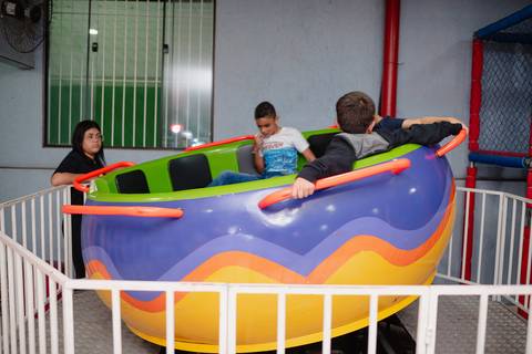 Smash the cake volta redonda barra mansa Fotografia Fotografo Festa Infantil 1 ano 1 aninho mamae papai ensaio aniversario  tictac festa salao, safari, leao, rio de janeiro'