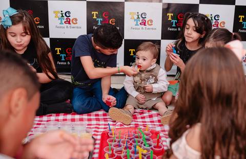 Smash the cake volta redonda barra mansa Fotografia Fotografo Festa Infantil 1 ano 1 aninho mamae papai ensaio aniversario  tictac festa salao, safari, leao, rio de janeiro'