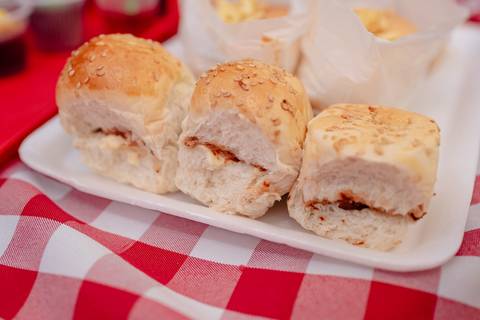 Smash the cake volta redonda barra mansa Fotografia Fotografo Festa Infantil 1 ano 1 aninho mamae papai ensaio aniversario  tictac festa salao, safari, leao, rio de janeiro'