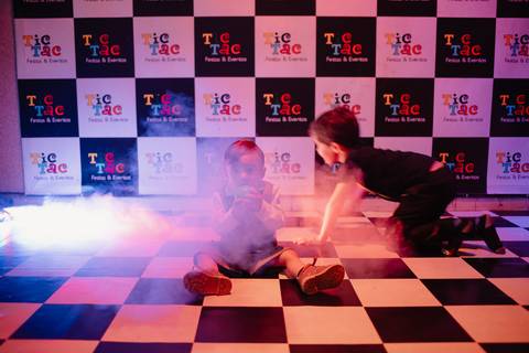 Smash the cake volta redonda barra mansa Fotografia Fotografo Festa Infantil 1 ano 1 aninho mamae papai ensaio aniversario  tictac festa salao, safari, leao, rio de janeiro'