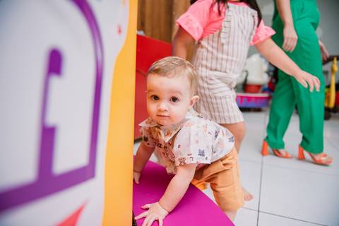 Smash the cake volta redonda barra mansa Fotografia Fotografo Festa Infantil 1 ano 1 aninho mamae papai ensaio aniversario  pula pula kids festa salao, safari, leao, rio de janeiro'