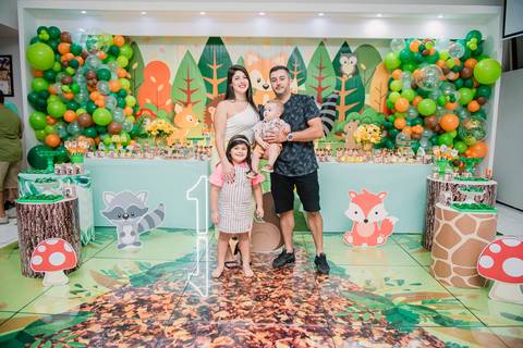 Smash the cake volta redonda barra mansa Fotografia Fotografo Festa Infantil 1 ano 1 aninho mamae papai ensaio aniversario  pula pula kids festa salao, safari, leao, rio de janeiro'