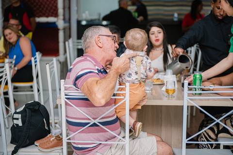 Smash the cake volta redonda barra mansa Fotografia Fotografo Festa Infantil 1 ano 1 aninho mamae papai ensaio aniversario  pula pula kids festa salao, safari, leao, rio de janeiro'