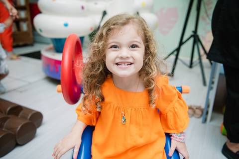 Smash the cake volta redonda barra mansa Fotografia Fotografo Festa Infantil 1 ano 1 aninho mamae papai ensaio aniversario  pula pula kids festa salao, safari, leao, rio de janeiro'