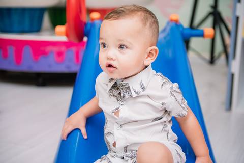 Smash the cake volta redonda barra mansa Fotografia Fotografo Festa Infantil 1 ano 1 aninho mamae papai ensaio aniversario  pula pula kids festa salao, safari, leao, rio de janeiro'