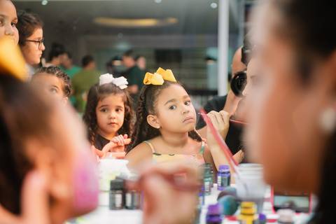 Smash the cake volta redonda barra mansa Fotografia Fotografo Festa Infantil 1 ano 1 aninho mamae papai ensaio aniversario  pula pula kids festa salao, safari, leao, rio de janeiro'
