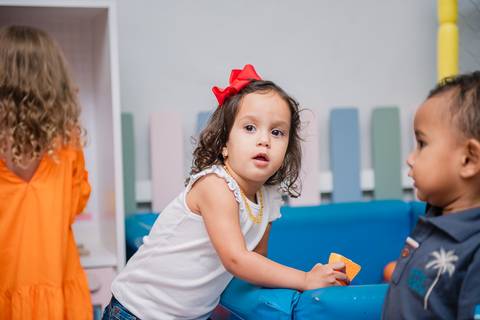 Smash the cake volta redonda barra mansa Fotografia Fotografo Festa Infantil 1 ano 1 aninho mamae papai ensaio aniversario  pula pula kids festa salao, safari, leao, rio de janeiro'