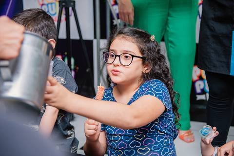 Smash the cake volta redonda barra mansa Fotografia Fotografo Festa Infantil 1 ano 1 aninho mamae papai ensaio aniversario  pula pula kids festa salao, safari, leao, rio de janeiro'