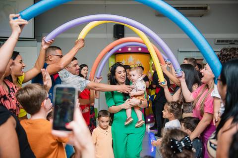 Smash the cake volta redonda barra mansa Fotografia Fotografo Festa Infantil 1 ano 1 aninho mamae papai ensaio aniversario  pula pula kids festa salao, safari, leao, rio de janeiro'