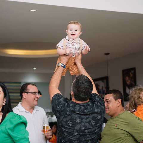 Smash the cake volta redonda barra mansa Fotografia Fotografo Festa Infantil 1 ano 1 aninho mamae papai ensaio aniversario  pula pula kids festa salao, safari, leao, rio de janeiro'