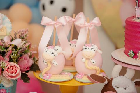 Smash the cake volta redonda barra mansa Fotografia Fotografo Festa Infantil 1 ano 1 aninho mamae papai ensaio aniversario  festa salão, cavalo, fazenda, boi, vaca rio de janeiro'