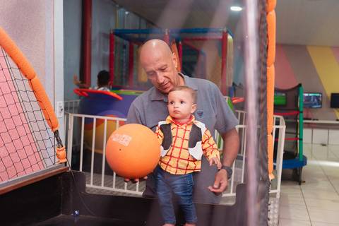 Smash the cake volta redonda barra mansa Fotografia Fotografo Festa Infantil 1 ano 1 aninho mamae papai ensaio aniversario  tictac festa salao, cavalo, toy story, filme, roca, '