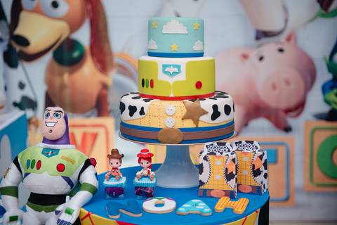 Smash the cake volta redonda barra mansa Fotografia Fotografo Festa Infantil 1 ano 1 aninho mamae papai ensaio aniversario  tictac festa salao, cavalo, toy story, filme, roca, '