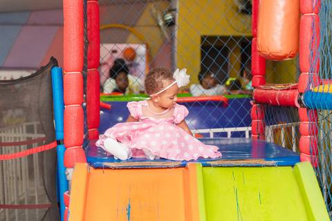 Smash the cake volta redonda barra mansa Fotografia Fotografo Festa Infantil 1 ano 1 aninho mamae papai ensaio aniversario  tictac festa salao, bolo fofo'