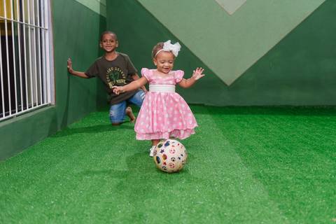 Smash the cake volta redonda barra mansa Fotografia Fotografo Festa Infantil 1 ano 1 aninho mamae papai ensaio aniversario  tictac festa salao, bolo fofo'