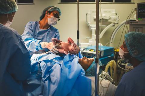 parto, cessaria, mamãe, papai, mãe, pai saúde, família, amor, menina, menino, gravidez, fotografia, barra mansa, volta redonda, rio de janeiro, pediatra, semana, hospital, santa maria, pós parto, Manuela'