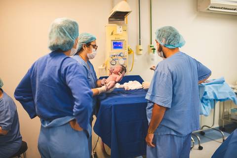 parto, cessaria, mamãe, papai, mãe, pai saúde, família, amor, menina, menino, gravidez, fotografia, barra mansa, volta redonda, rio de janeiro, pediatra, semana, hospital, santa maria, pós parto, Manuela'