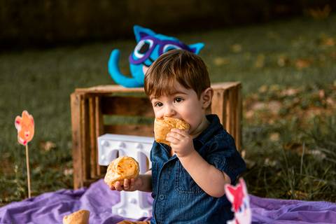 Smash the cake Theo 1 Ano Ensaio Realizado Bairro Colonia Barra Mansa - RJ'