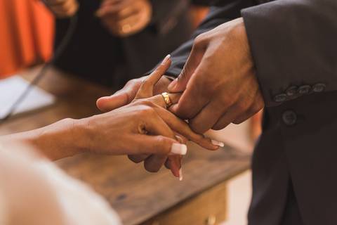 Casamento e  Realizado Cartório Civil  Barra Mansa - RJ   Raiane e Juliano'