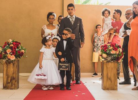 Casamento e  Realizado Cartório Civil  Barra Mansa - RJ   Raiane e Juliano'